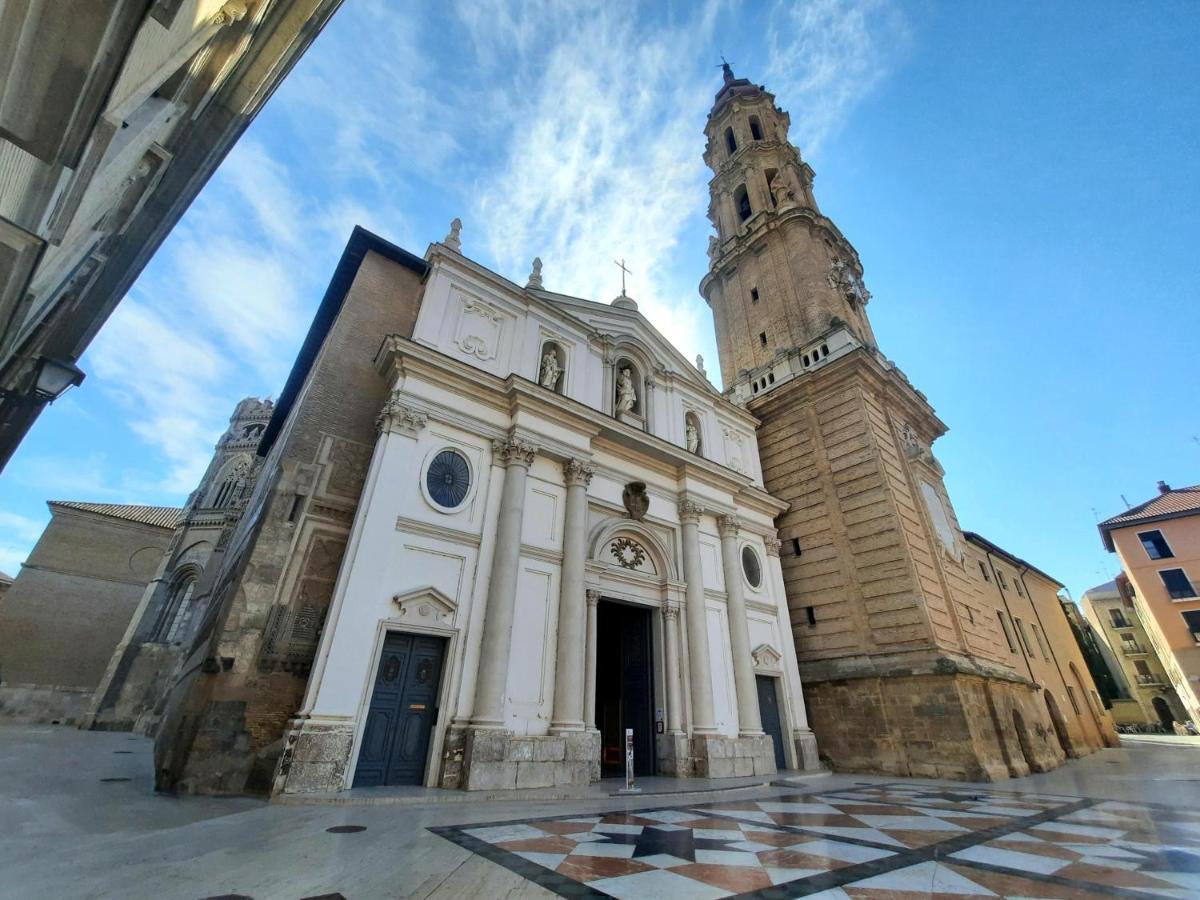 Apartamento Foro Romano Zaragoza Bagian luar foto