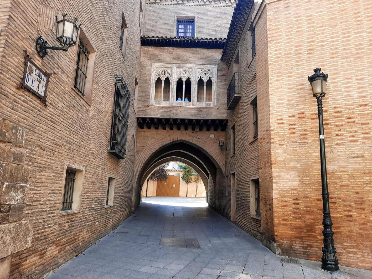 Apartamento Foro Romano Zaragoza Bagian luar foto
