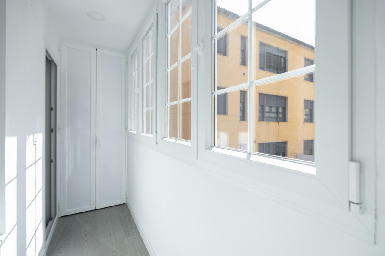 Apartamento Foro Romano Zaragoza Bagian luar foto