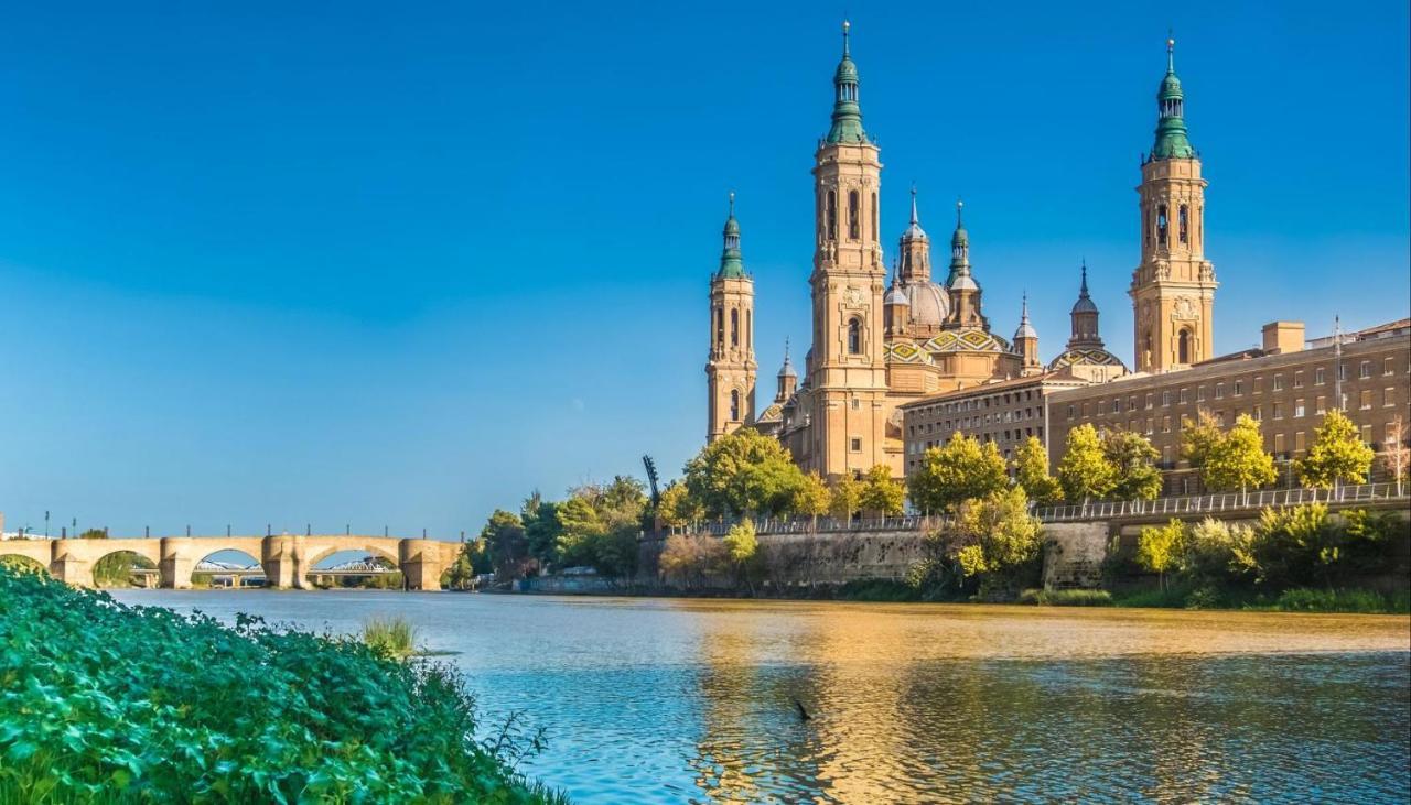 Apartamento Foro Romano Zaragoza Bagian luar foto